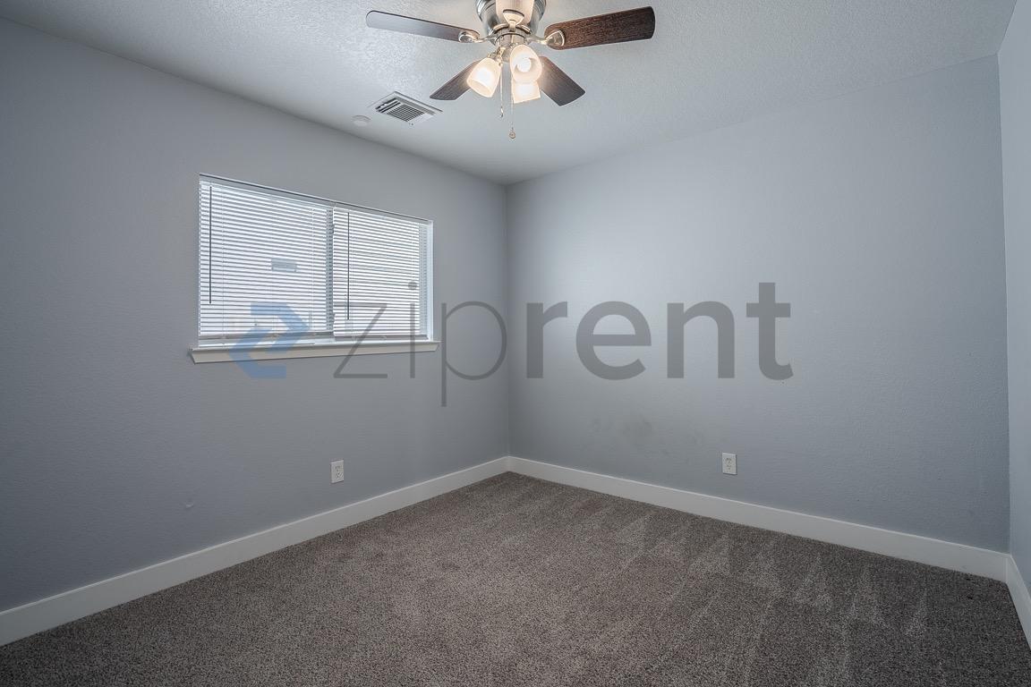 Building Photo - 919 Verde Trails Dr