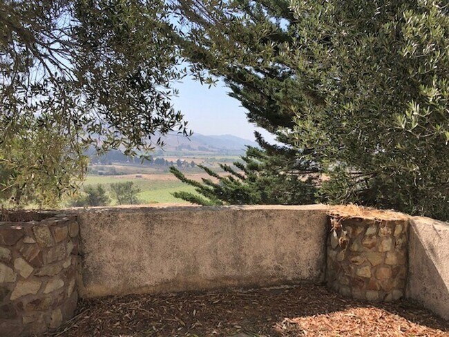 Building Photo - 6006 Los Osos Valley Rd