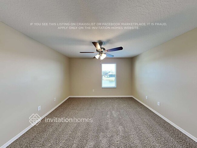 Building Photo - 11430 Flora Springs Dr