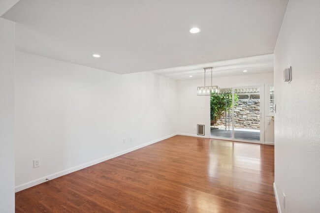 Building Photo - 5111 N 83rd St