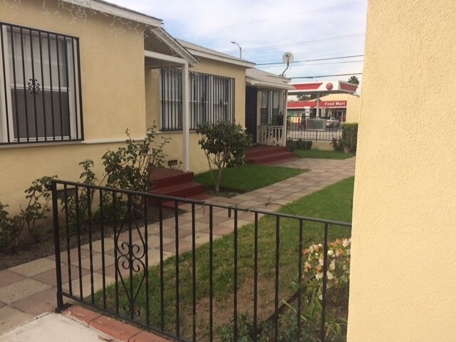 Primary Photo - 1318-1322 W Anaheim St