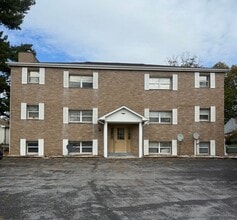 Building Photo - 537 Brandt Ave