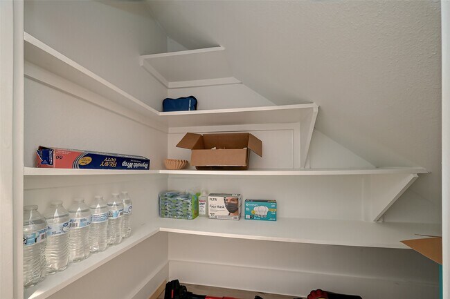 Building Photo - 2105 Sam Wilson St