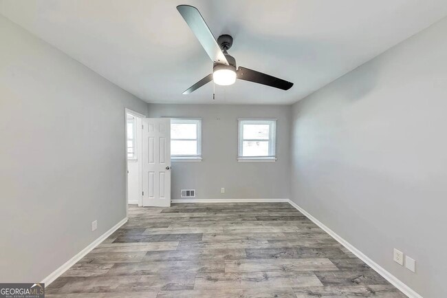 Building Photo - 2764 Veltre Pl SW