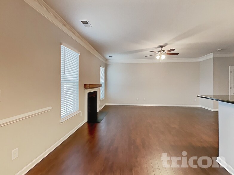 Building Photo - 116 Carolinian Dr