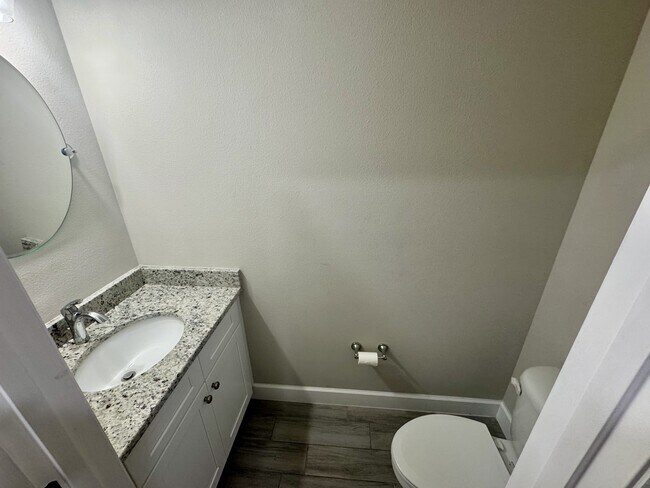 Building Photo - 1785 Holbrook Rd NW