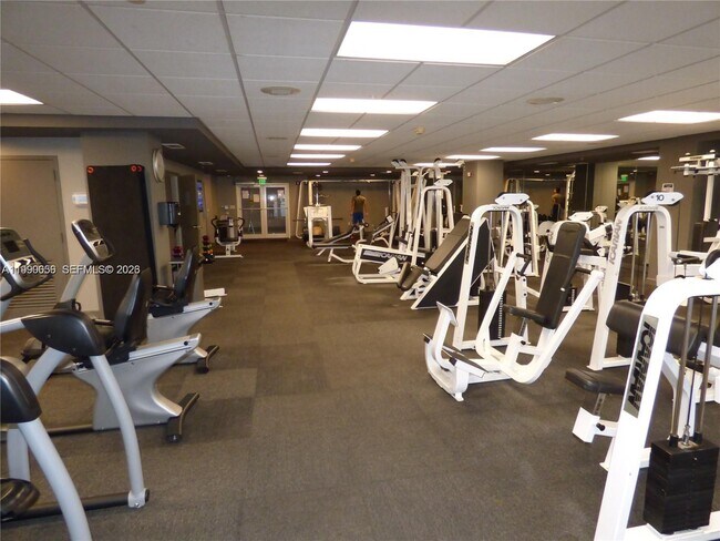 Building Photo - 185 SE 14th Terrace