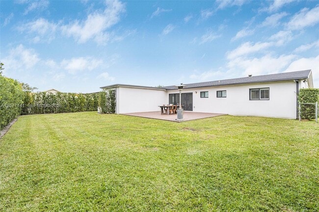 Building Photo - 5210 SW 128th Ct