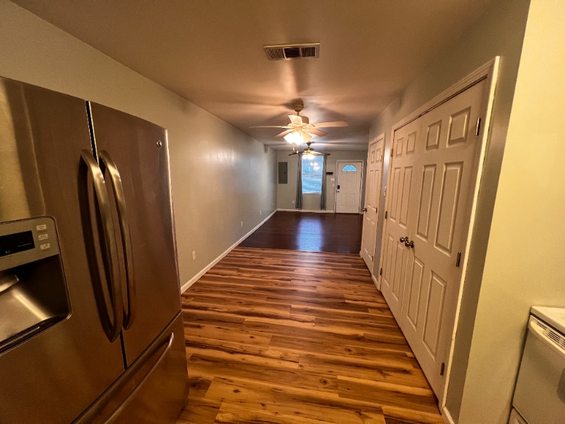 Building Photo - 6915 W Main St