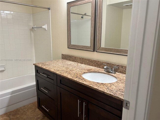 Building Photo - 2627 NW 33rd St