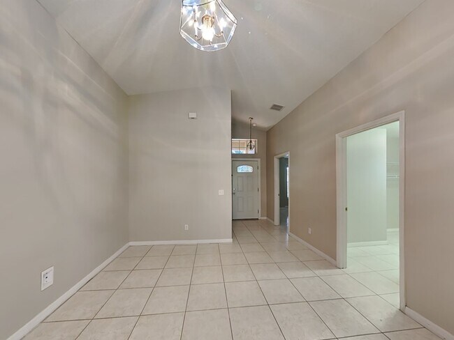 Building Photo - 12806 Sophiamarie Loop