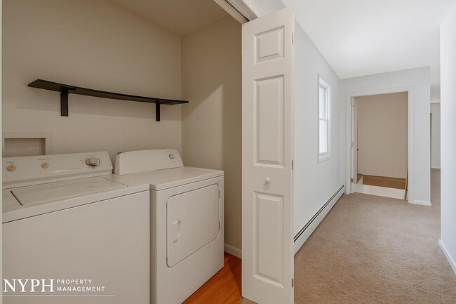 Building Photo - 5113 Cedarvale Rd