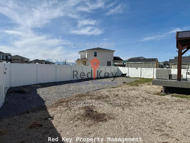 Building Photo - Black Ridge Dr. Single Family Home