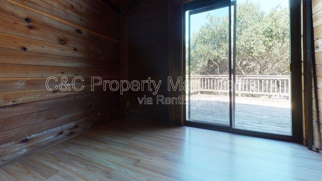 Building Photo - 9 Calle De Paloma