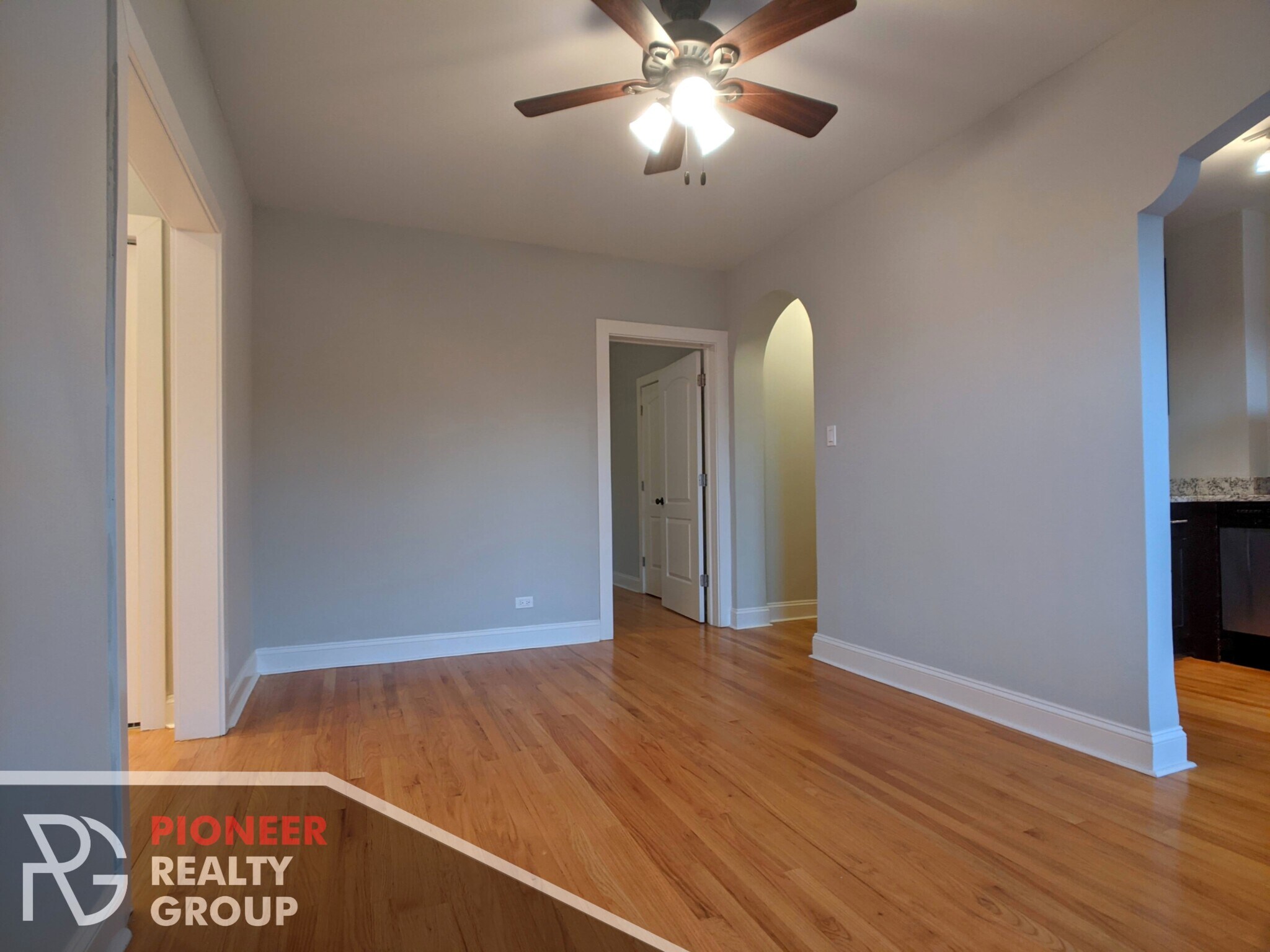 Building Photo - 618 W Patterson Ave