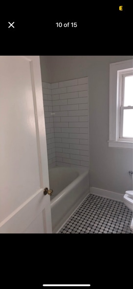Building Photo - 1615 Fernwood Ave