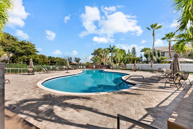 Building Photo - 5359 Buckhead Cir