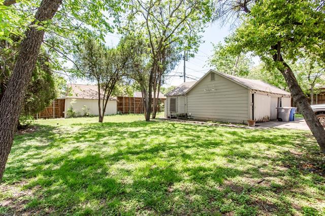 Building Photo - 5442 Longview St