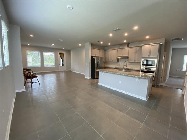 Building Photo - 17704 Passionflower Cir