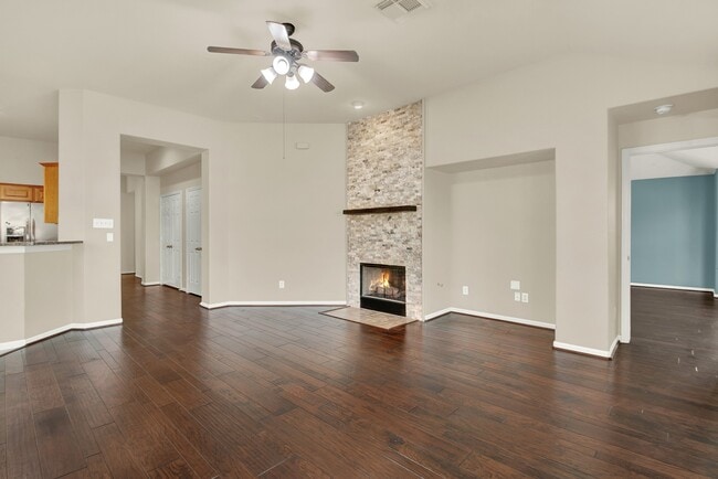 Building Photo - 9226 Fernwillow Dr