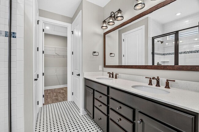 Building Photo - 344 Seaside Trail