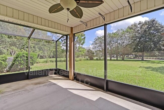 Building Photo - 608 Birchbark Trail