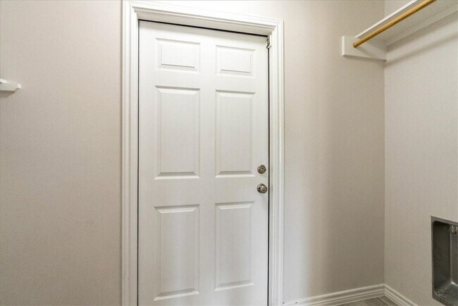 Building Photo - 525 Military Dr