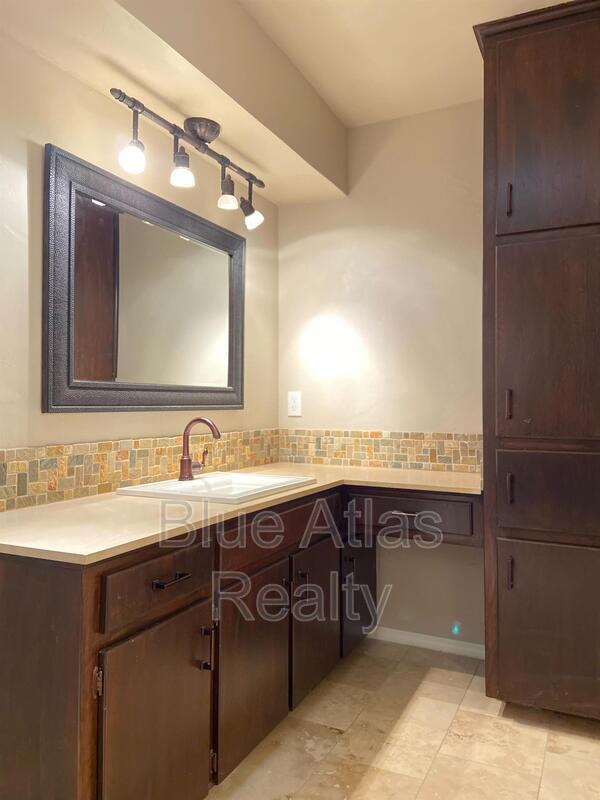 Building Photo - 4854 Starcrest Ct