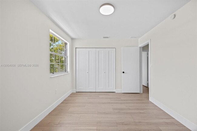 Building Photo - 9547 SW 146th Pl