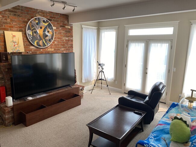 Building Photo - 4628 175th Ave SE