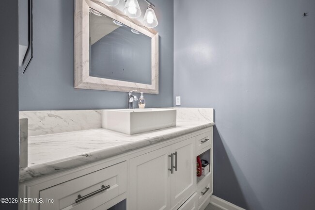 Building Photo - 3750 Silver Bluff Blvd