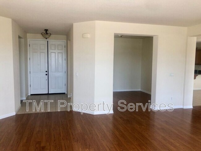 Building Photo - 2362 Dunsley Cir