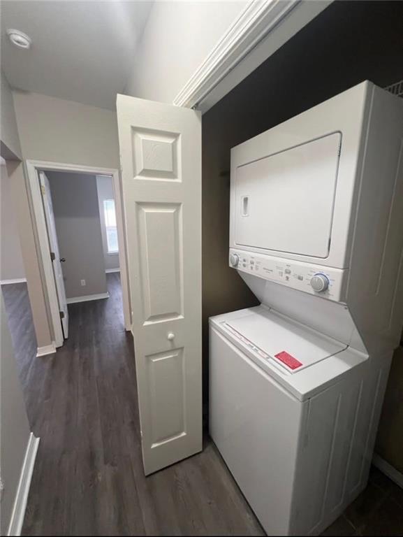 Building Photo - 3010 SE J St