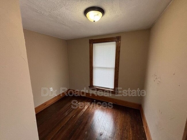 Building Photo - 155 Gordon Ave