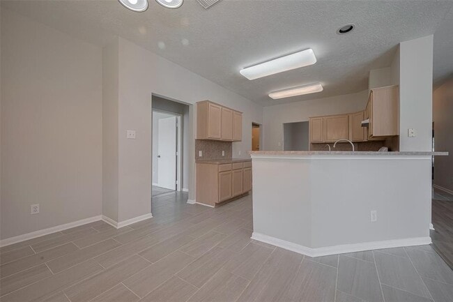 Building Photo - 301 Cedar Branch Dr