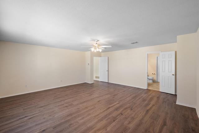 Building Photo - 1049 Triple Crown Dr