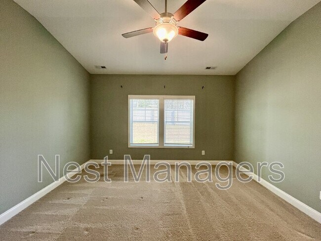 Building Photo - 279 Cromwell Ct