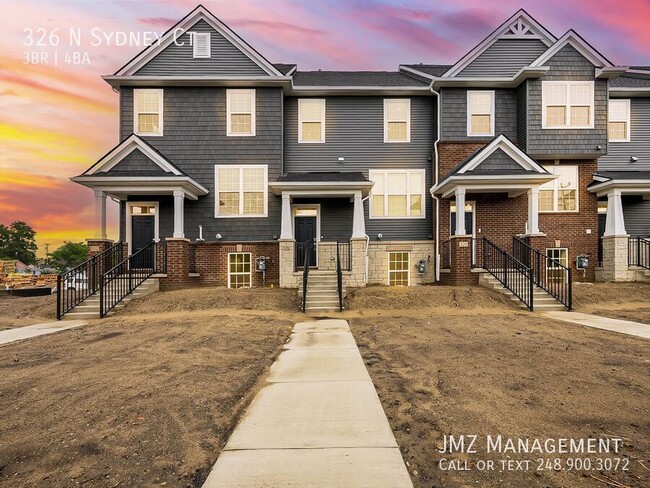 Primary Photo - 326 N Sydney Ct