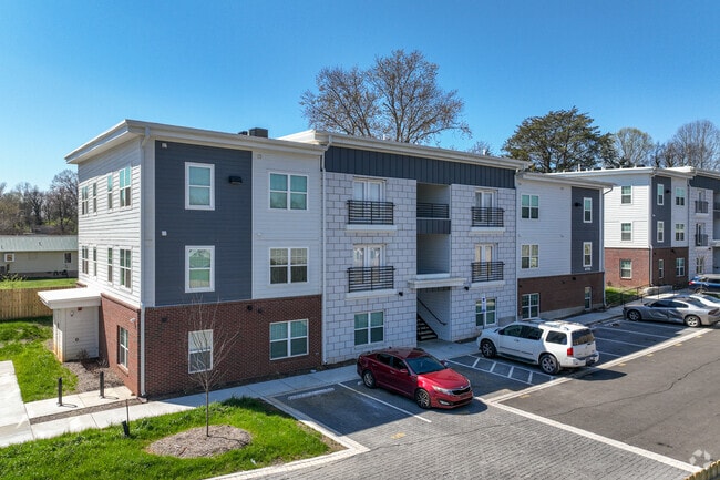 Building Photo - Inskip Flats