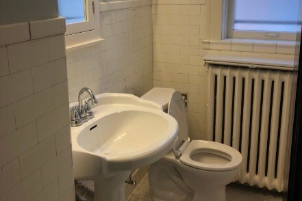 Bathroom - 4516 Shenandoah Ave