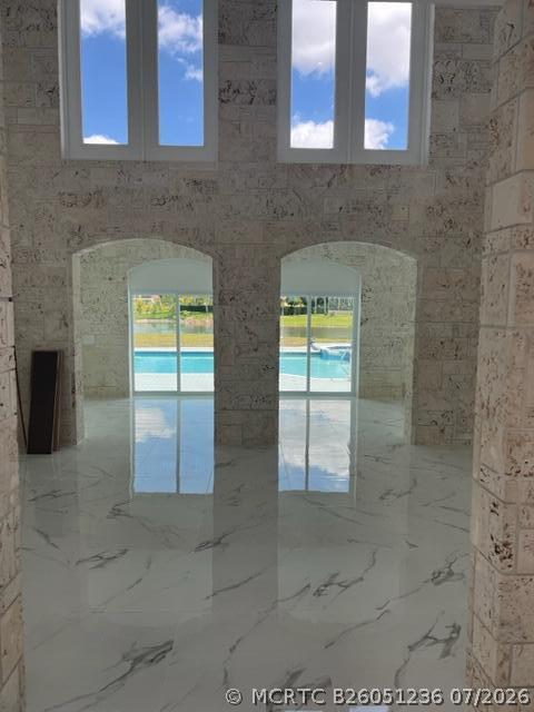 Building Photo - 16082 Rio Del Sol