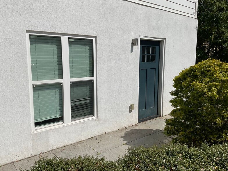 Building Photo - 787 Berkeley Ave NW