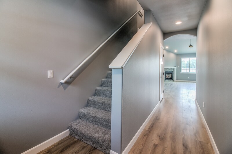 Building Photo - 663 S 83rd Ave