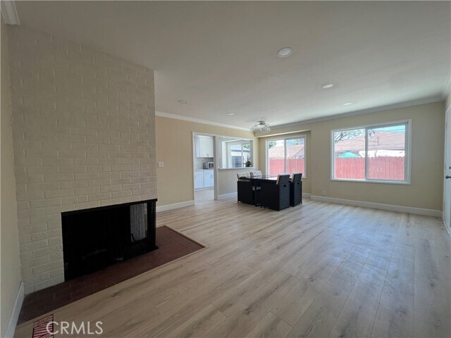 Building Photo - 1238 W Santa Clara Ave