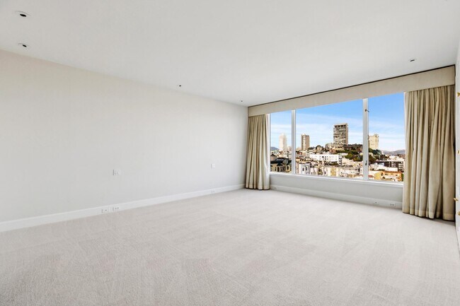 Building Photo - 1150 Sacramento St