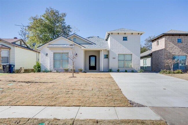 Building Photo - 2704 Gordon Ave