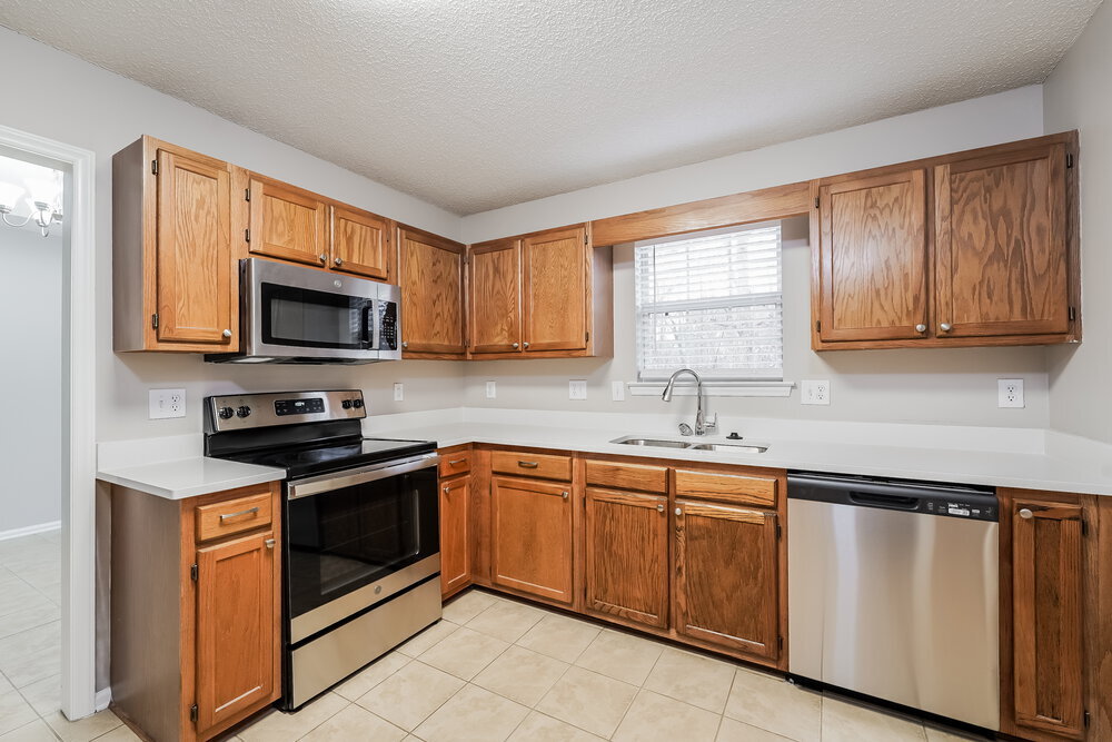 Building Photo - 15826 Lawyers Rd