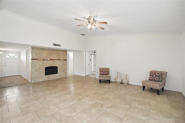 Building Photo - 5161 Bartlett Dr