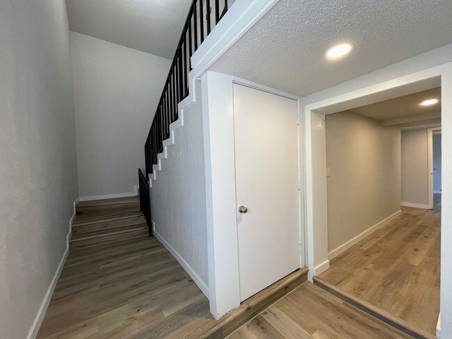 Building Photo - Built-Strong Big?Spring Residence – Durability Meets All-Season Comfort