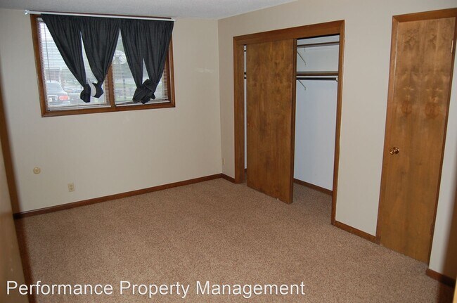 Building Photo - 401 N 57th St